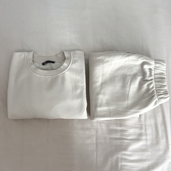 Zara - Cropped crew neck sweatshirt - Picture 5 of 5